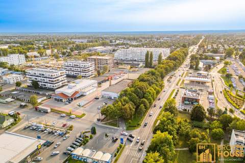 BUDYNEK USŁUGOWO- MAGAZYNOWY