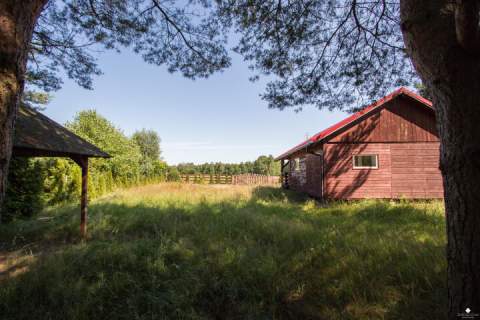 Domek letniskowy nad jeziorem Gim, piękna okolica, las