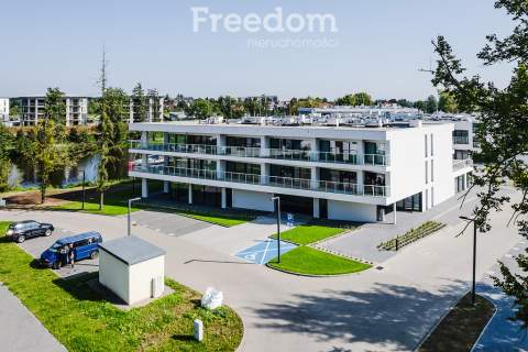 Nowoczesny apartament nad jeziorem