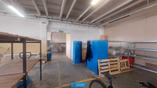 Magazyn ogrzewany z rampą, biuro i parking