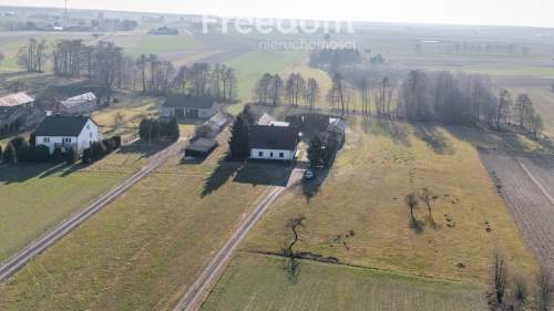 Przestronny dom na dużej działce