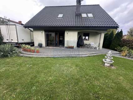 Dom wolnostojący w dzielnicy Zawodzie Dąbie