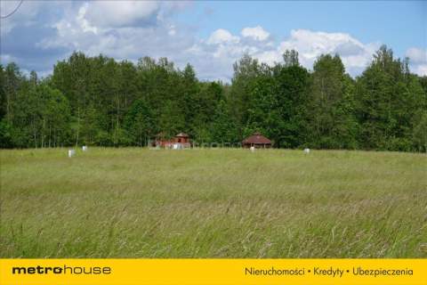 Działka pięknie położona nad jeziorem Tajty