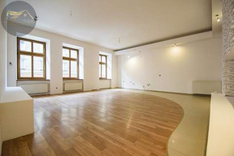 98M2/ 3 POKOJE/ I PIĘTRO/ CENTRUM