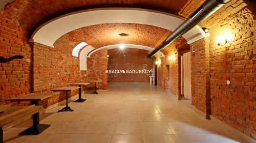 Biuro do wynajęcia, 267,99 m2, Tarnów