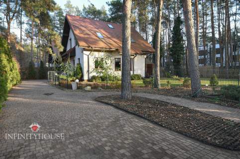 Sprzedam super dom 180m w lesie działka 880m ogród