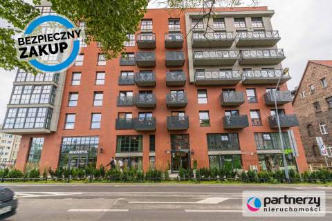 Dwupoziomowy apartament z ogrodem