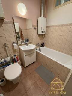 Wynajme/2osobnePokoje/OddzielnaKuchnia/50m2/Huta