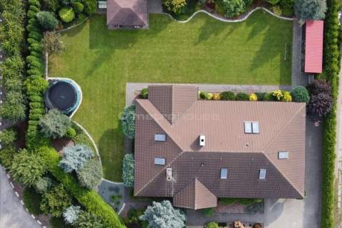 Nietuzinkowy dom dla wymagających klientów 
