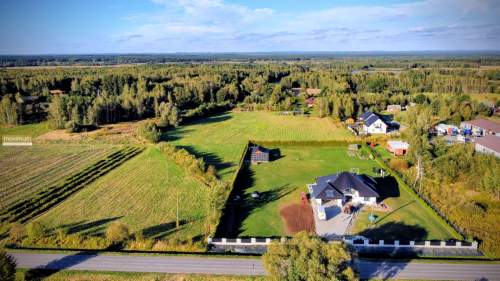 Działki budowlane 14 ar 24x61 m Chmielek