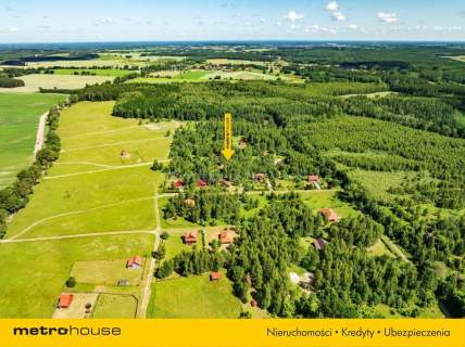Przytulny dom w pięknej okolicy nad jeziorem.