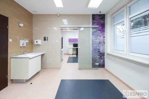 Lokal medyczny/biurowy w centrum dużego osiedla