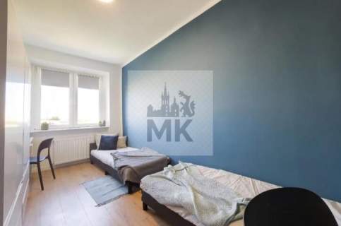 4 pokoje, kuchnia, balkon - do wejścia na Starym Mieście