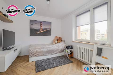 3 pokoje z oddzielną kuchnią gotowe do wprowadzeni