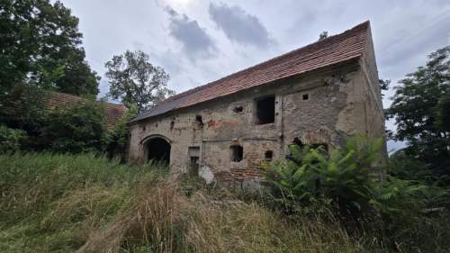 Działka 1,74 ha /dom do remontu / siedlisko