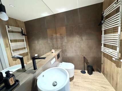 NAJEM DŁUGOTERMINOWY 2 APARTAMENTY z 2 miejscami postojowymi