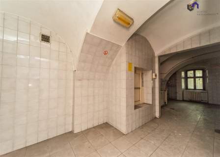 Nieruchomość komercyjna na sprzedaż, 1032,28 m2, Bielsko-Biała