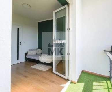 4 pokoje, kuchnia, balkon - do wejścia na Starym Mieście