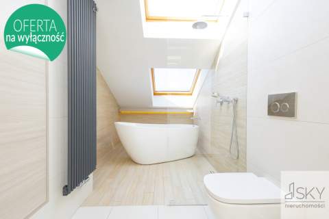 Dwupoziomowy penthouse na wynajem