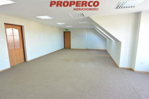 Lokal pow. 51 m2, Daleszyce, Centrum