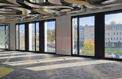 Nieruchomość komercyjna do wynajęcia, 613 m2, Warszawa