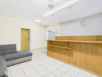 Hostel na sprzedaż