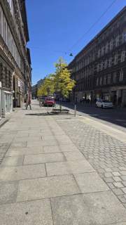 Duża kawalerka z antresolą, Centrum