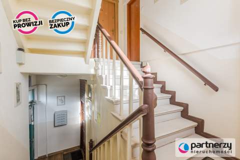 Wyjątkowy apartament w przedwojennej willi pod las