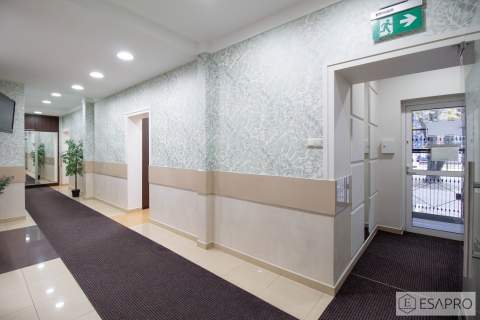 Lokal medyczny/biurowy w centrum dużego osiedla