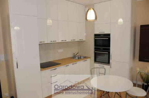 Apartament standard lux, ok/Ratusz Wola