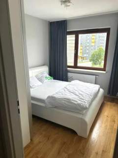 Ładne 2 pokoje z balkonem, KW