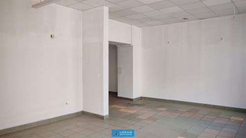 Lokal handlowo-usługowy parter witryna 80 m2