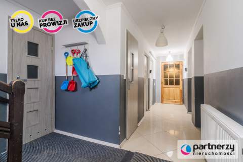 DOM Z 6 NIEZALEŻNYMI APARTAMENTAMI W ŁEBIE