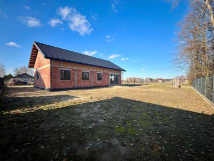 Parterowy dom koło Dobronia