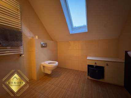 Dom na sprzedaż, 180 m2, Poczesna