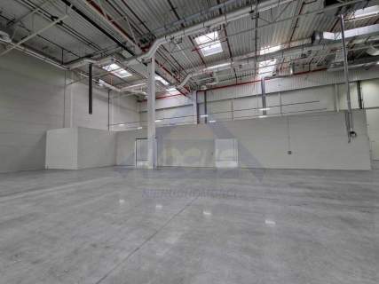 Magazyn do wynajęcia 2000 m2 w Markach