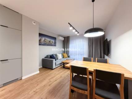 Apartament z klimatyzacją i 2 balkonami - od zaraz