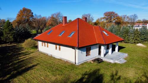 PARTEROWY DOM W OTULINIE ZIELENI, STAW GRZYMALIN