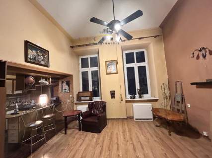 Eleganckie mieszkanie 61 m w historycznej kamieni