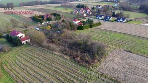 Brzezinka, działka budowlana 33 a.