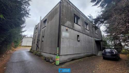 Hala magazynowa, budynek biurowy, działka 3000 m2