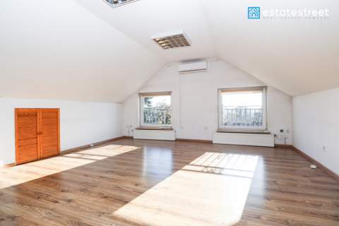 350m2 budynek biurowo-usługowy z parkingiem 