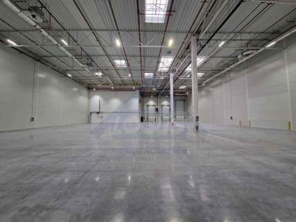 Magazyn do wynajęcia 2000 m2 w Markach