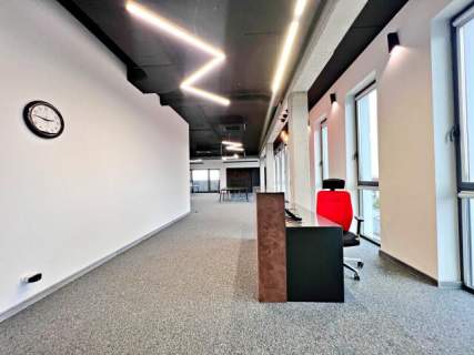 Nowoczesny lokal 175 m2 w prestiżowym biurowcu przy ul. Zwycięskiej