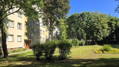 2 pokoje, balkon, parter-obok Hanza, po remoncie
