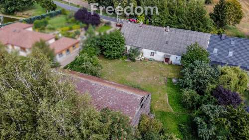 Dom typu siedliskowego na sprzedaż
