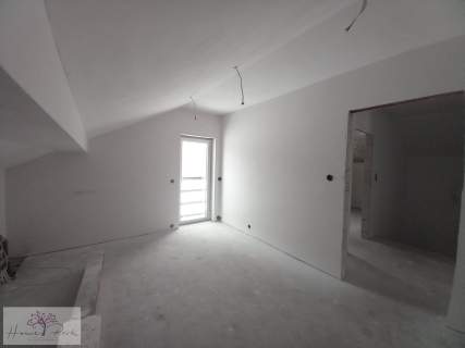 Dom stan deweloperski 140m2 Drużbice Bełchatów