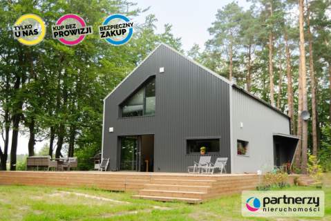 2,2 ha - ok. 300m linii brzegowej - 46 miejsc