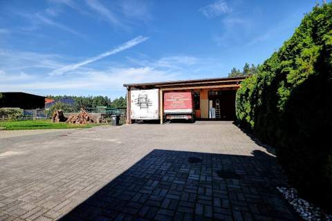 Dom 210,5 m2, z warsztatem 199,7 m2