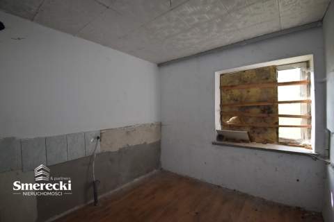 DZIAŁKA z niedokończoną nieruchomością